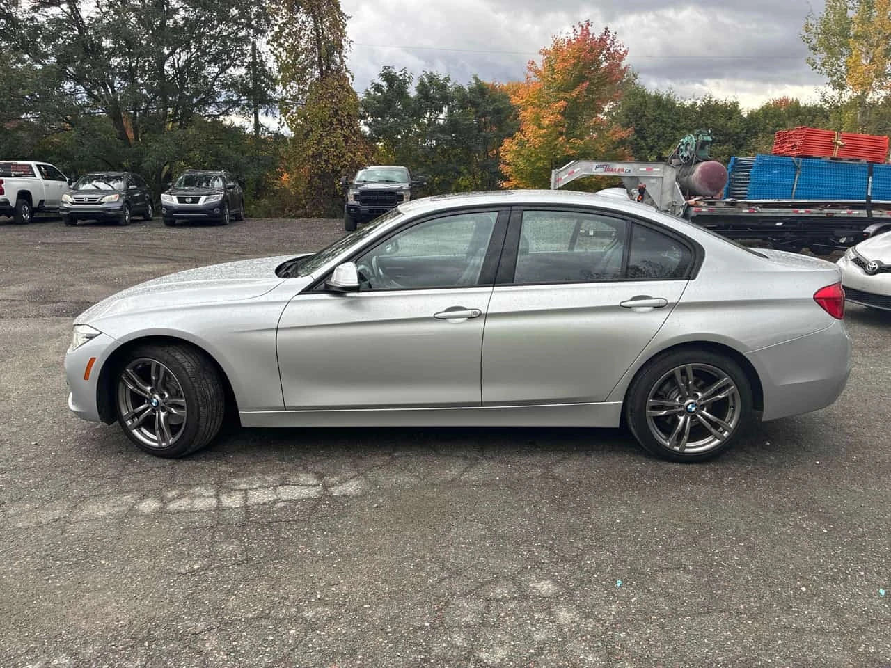 BMW 330 * 330i xDrive * CARFAX * ������� * ������� *  | Mobile.bg � ����������� 2