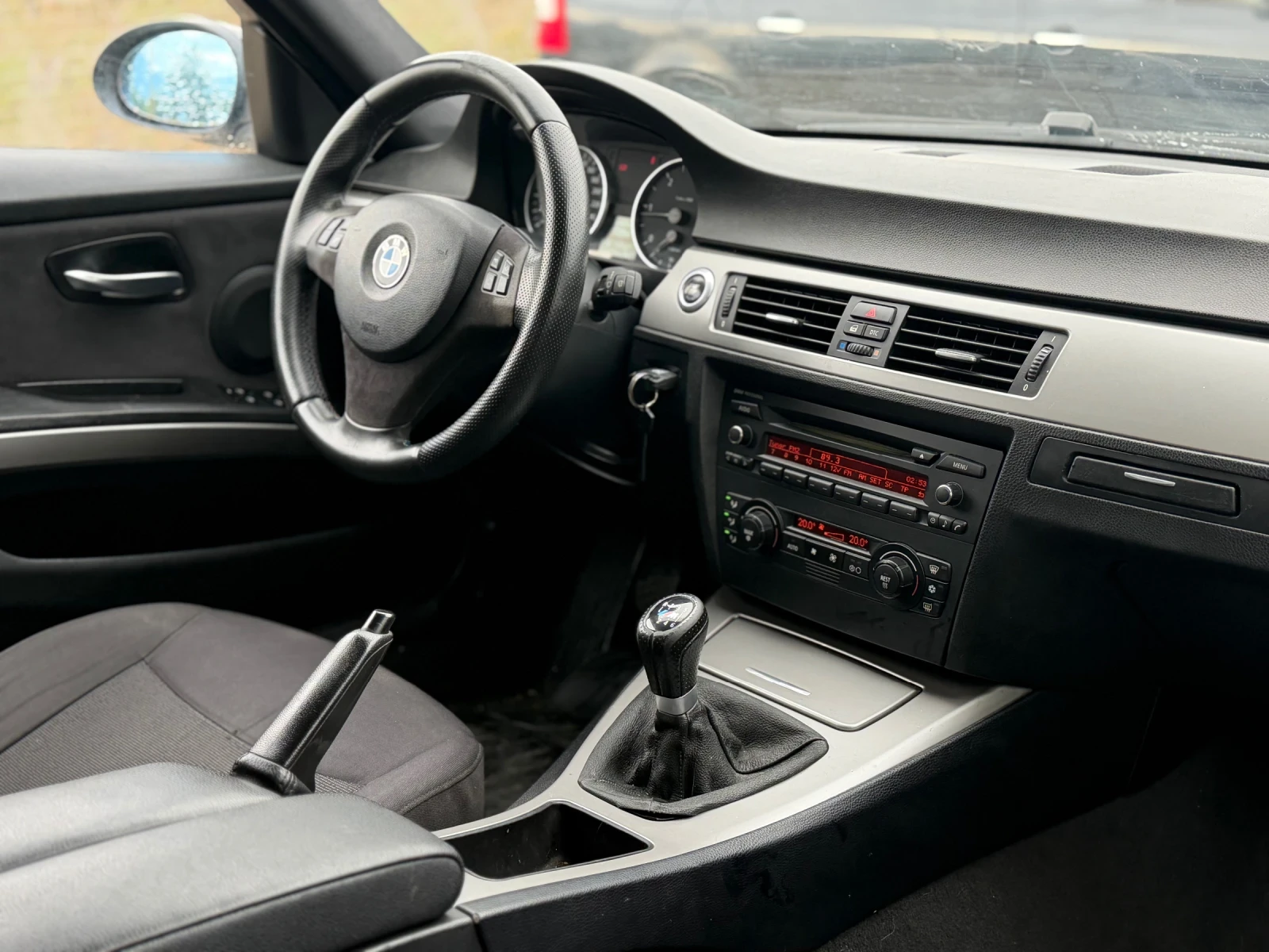 BMW 320 M-PACK~2.0~163, снимка 11 - Автомобили и джипове - 56619433