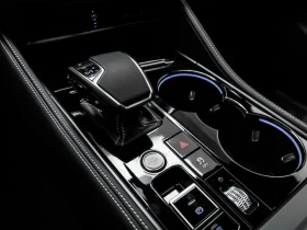 VW Touareg 3.0TDI* 4MOTION* R-LINE* MATRIX* ПАНО* HUD* ГАРАНЦ, снимка 8