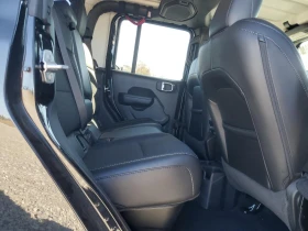 Jeep Gladiator 3.6* 4Х4* SPORT* РЕАЛНИ КМ!* ПЕРФЕКТЕН, снимка 9