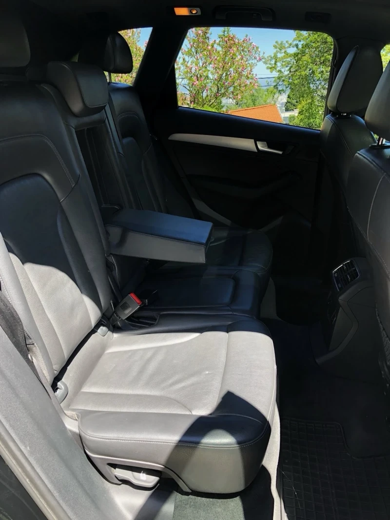 Audi Q5 S-line/Quattro/Panorama, снимка 13 - Автомобили и джипове - 50194358