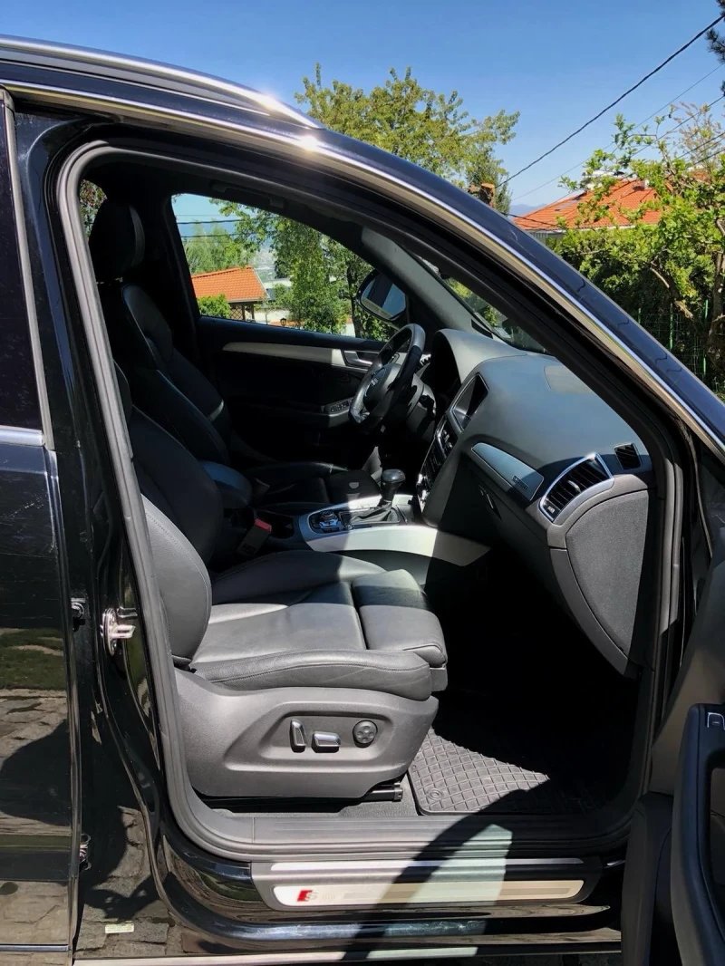 Audi Q5 S-line/Quattro/Panorama, снимка 14 - Автомобили и джипове - 50194358