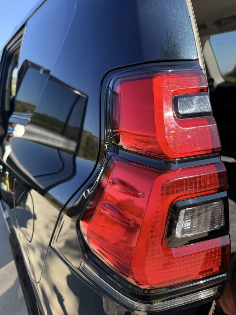 Toyota Land cruiser, снимка 4 - Автомобили и джипове - 52285884