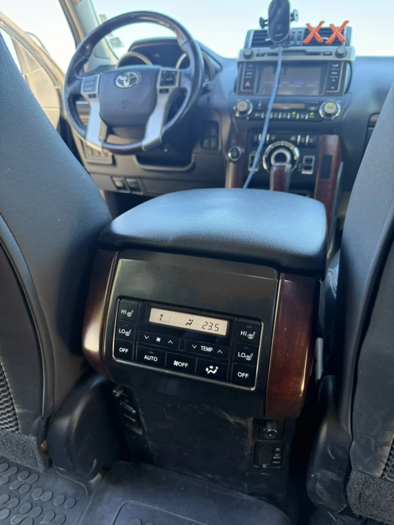 Toyota Land cruiser, снимка 9 - Автомобили и джипове - 52285884