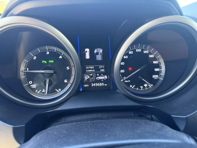 Toyota Land cruiser, снимка 15 - Автомобили и джипове - 52285884