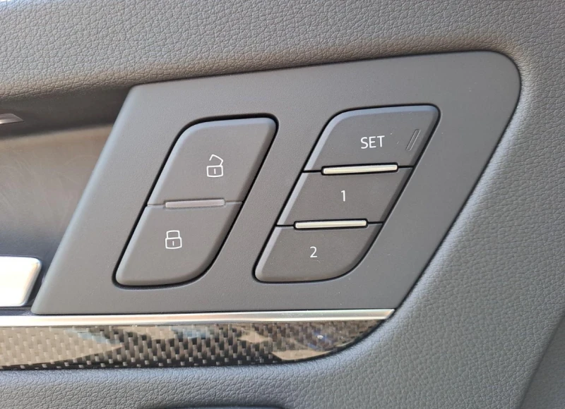 Audi SQ5 SQ5 341ks карбон пакет ПРОМО !, снимка 10 - Автомобили и джипове - 52081762
