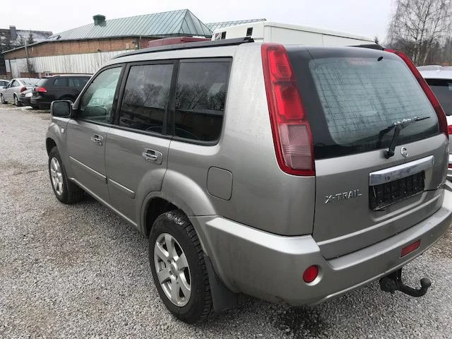 Nissan X-trail 2.2DCI 136 XENON, снимка 7 - Автомобили и джипове - 47290728