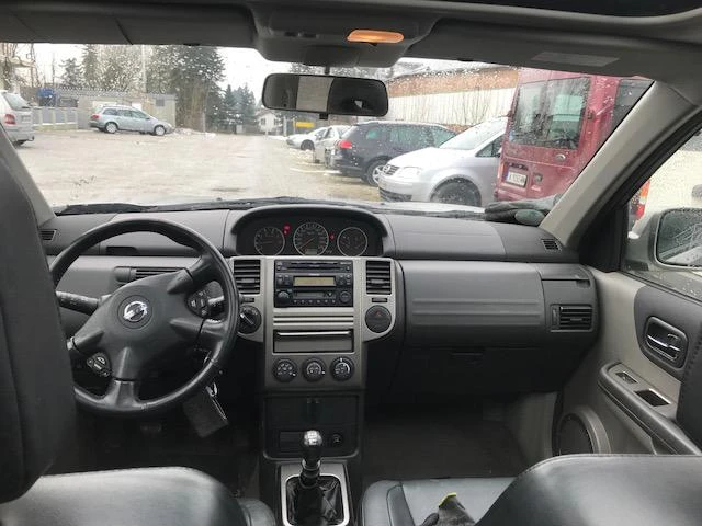 Nissan X-trail 2.2DCI 136 XENON, снимка 8 - Автомобили и джипове - 47290728