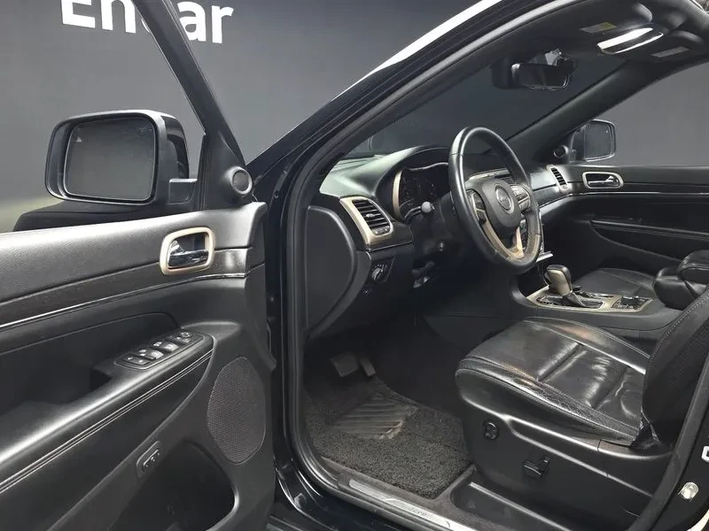 Jeep Grand cherokee 3.6 LIMITED WK2, снимка 10 - Автомобили и джипове - 55298806