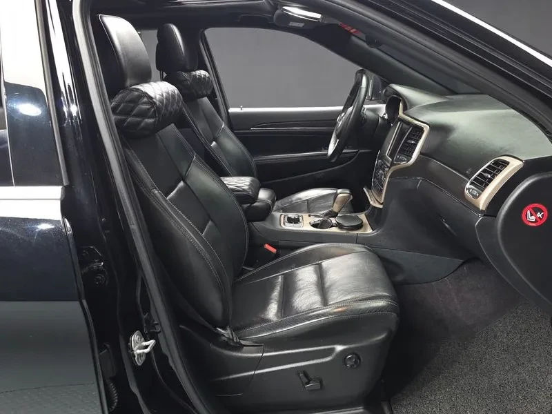 Jeep Grand cherokee 3.6 LIMITED WK2, снимка 11 - Автомобили и джипове - 55298806