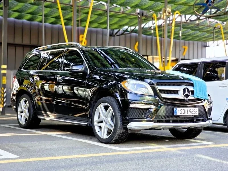 Mercedes-Benz GL 550