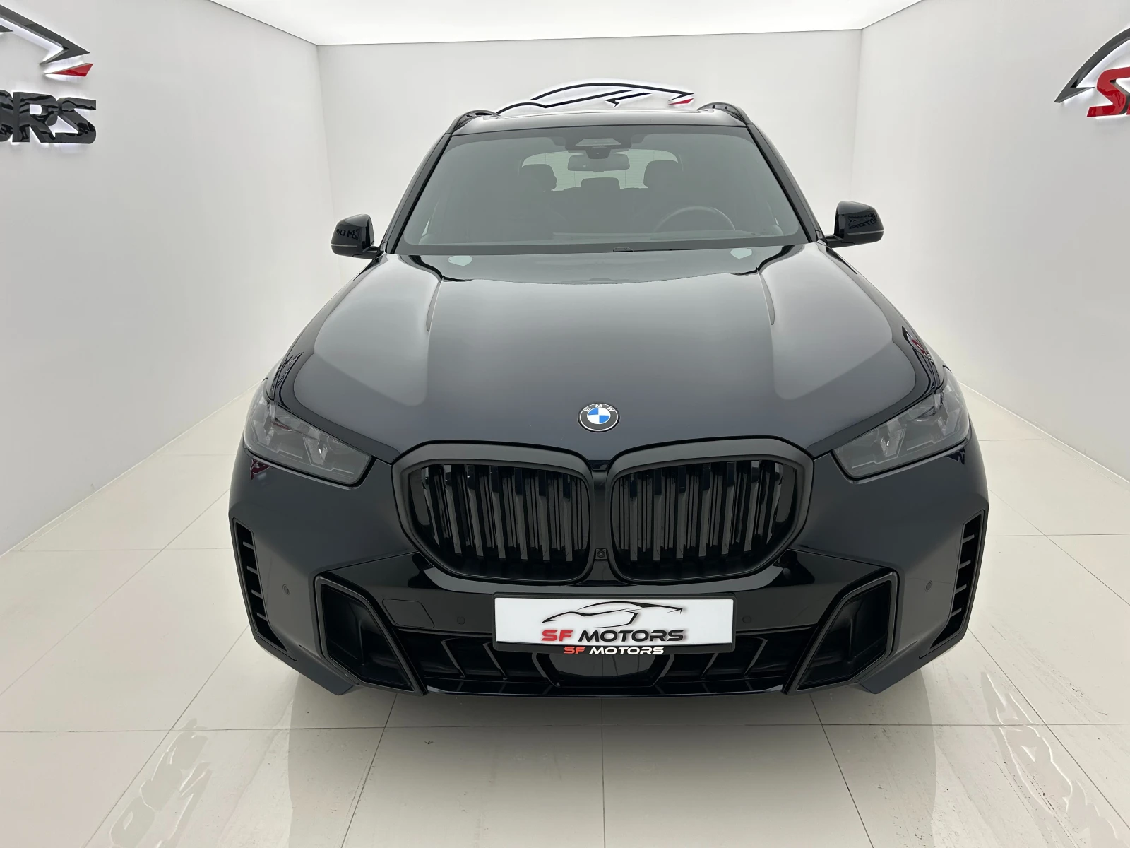 BMW X5 G05 xDrive40i - изображение 2