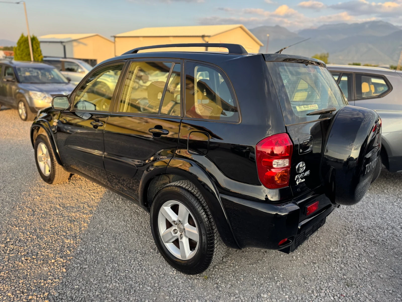 Toyota Rav4 2.0d4d FACE LIFT - изображение 3