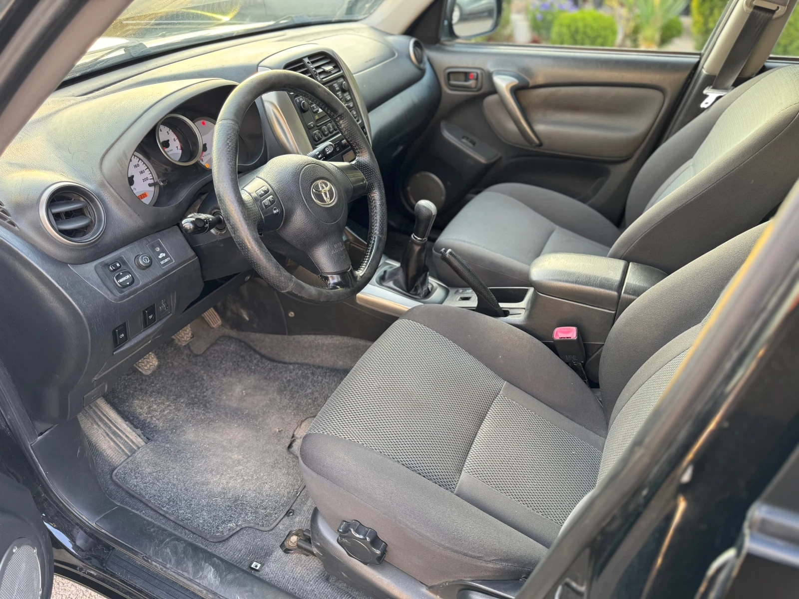 Toyota Rav4 2.0d4d FACE LIFT - изображение 7
