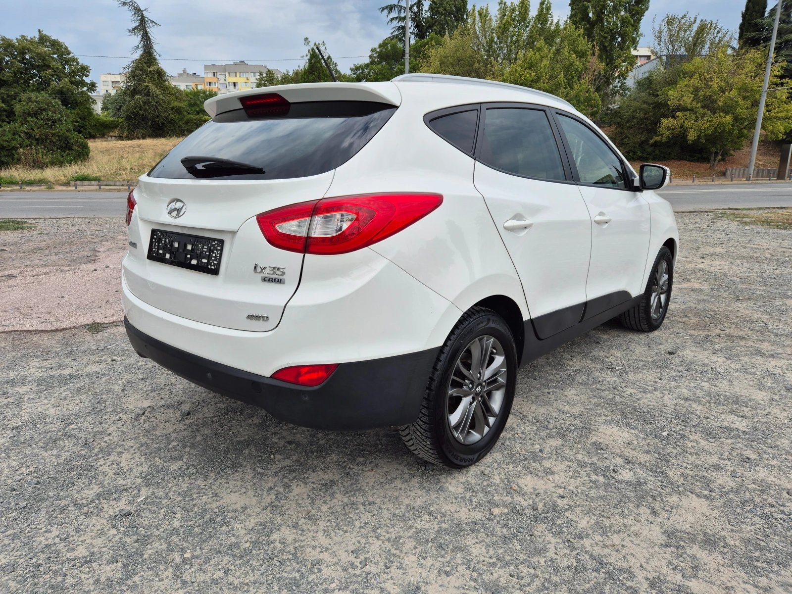 Hyundai IX35 2.0CRDI 4x4 - изображение 5