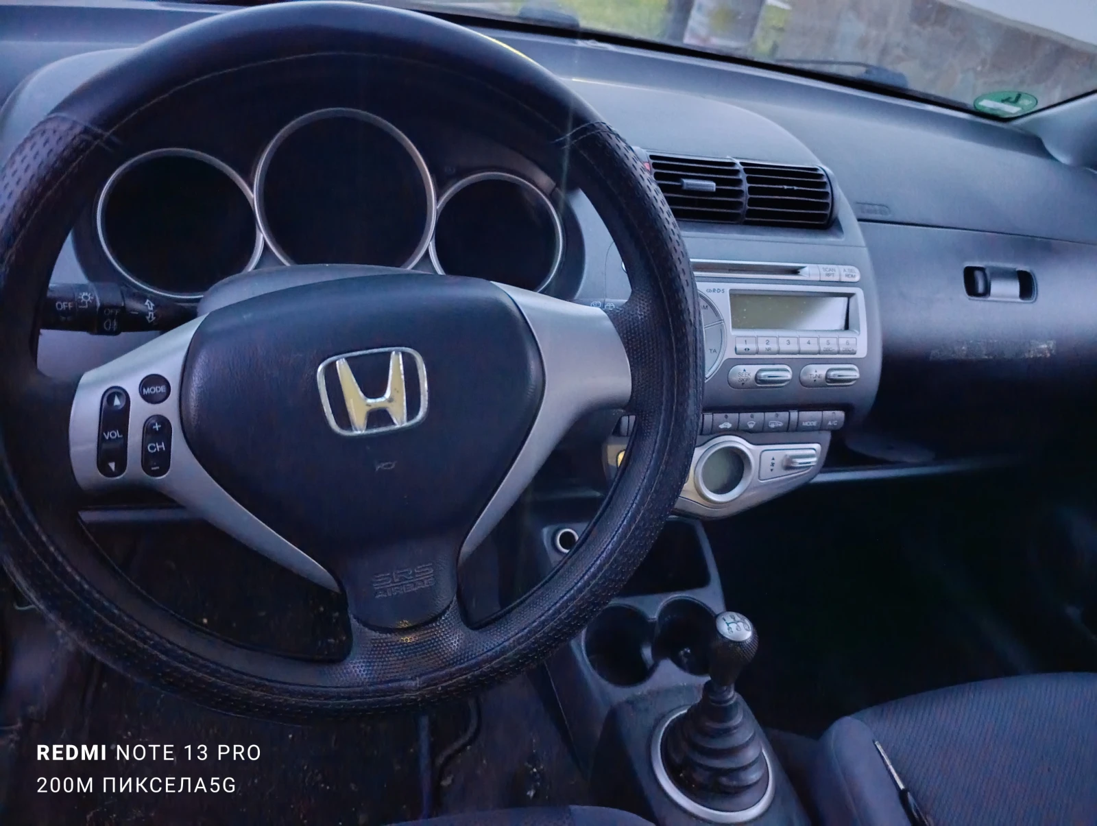 Honda Jazz 1.4i feis, снимка 6 - Автомобили и джипове - 53481200