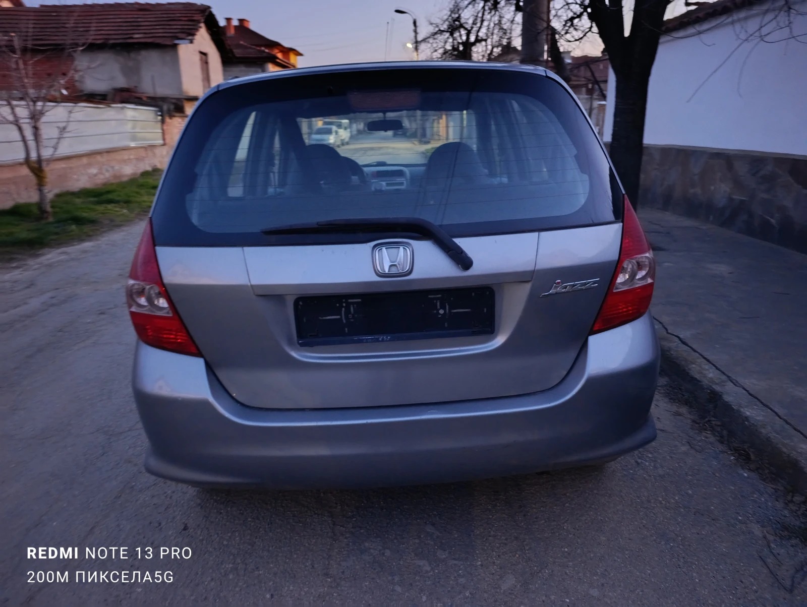 Honda Jazz 1.4i feis, снимка 4 - Автомобили и джипове - 53481200