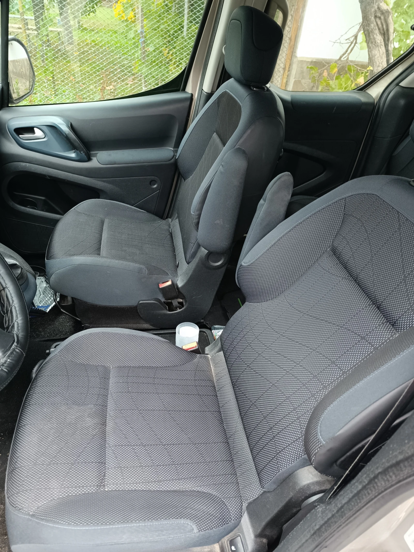 Peugeot Partner 1.6hdi klima, снимка 10 - Автомобили и джипове - 54814410