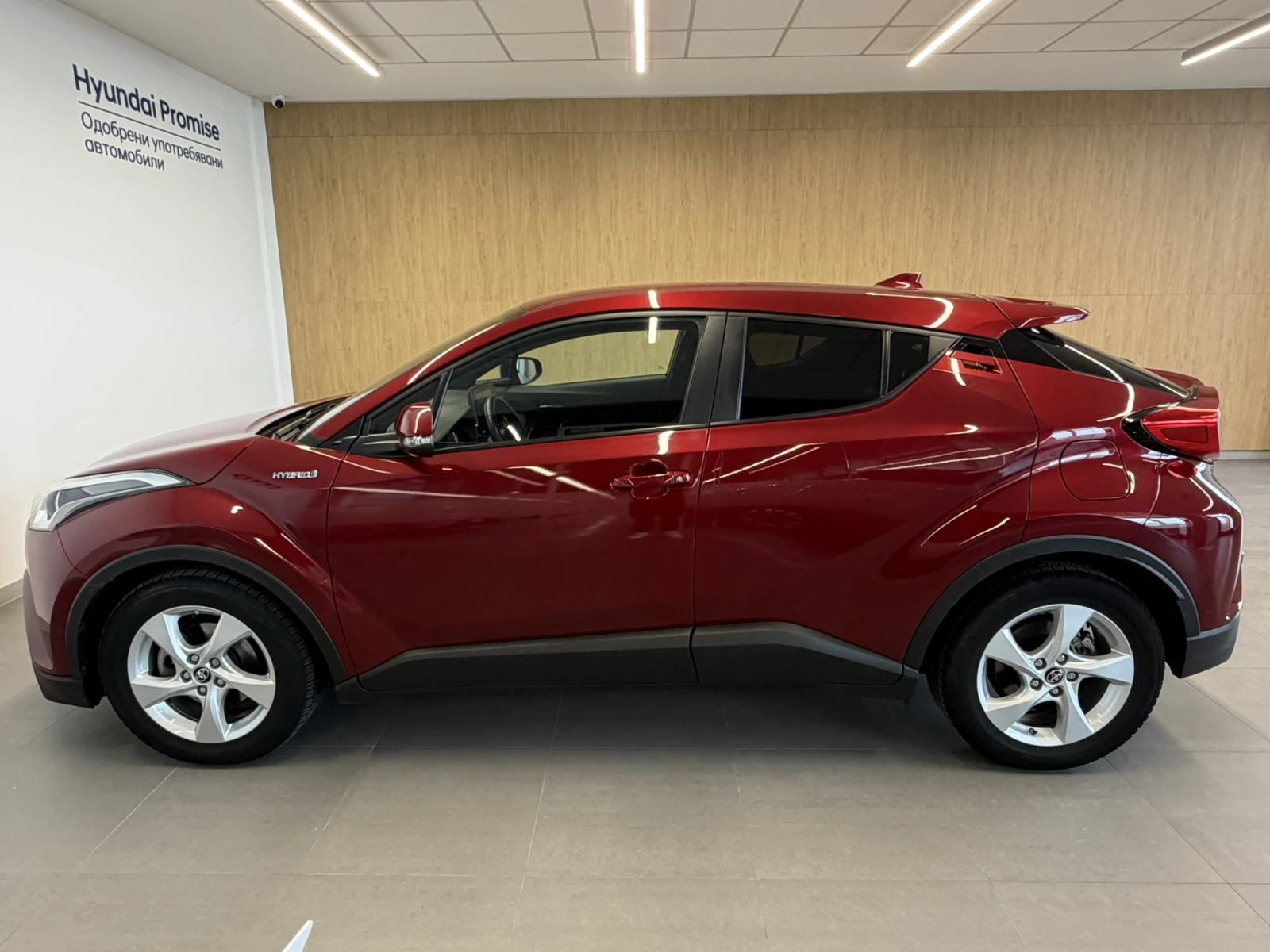 Toyota C-HR CENTER Hybrid | Mobile.bg � ����������� 2