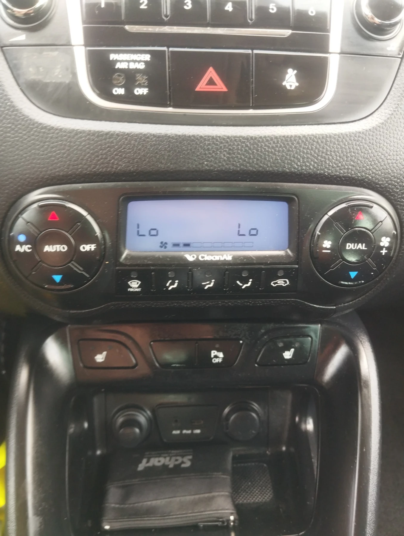 Hyundai IX35 БЕНЗИН 2.0 163к.с. АВТОПИЛОТ КЛИМАТРОНИК ПОДГРЕВ , снимка 12 - Автомобили и джипове - 54304129