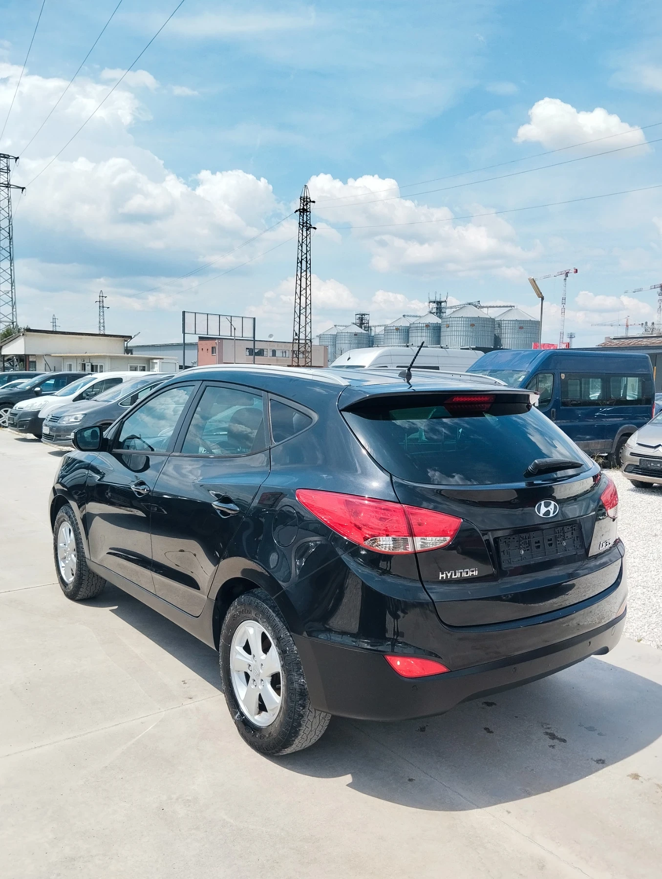 Hyundai IX35 БЕНЗИН 2.0 163к.с. АВТОПИЛОТ КЛИМАТРОНИК ПОДГРЕВ , снимка 4 - Автомобили и джипове - 54304129