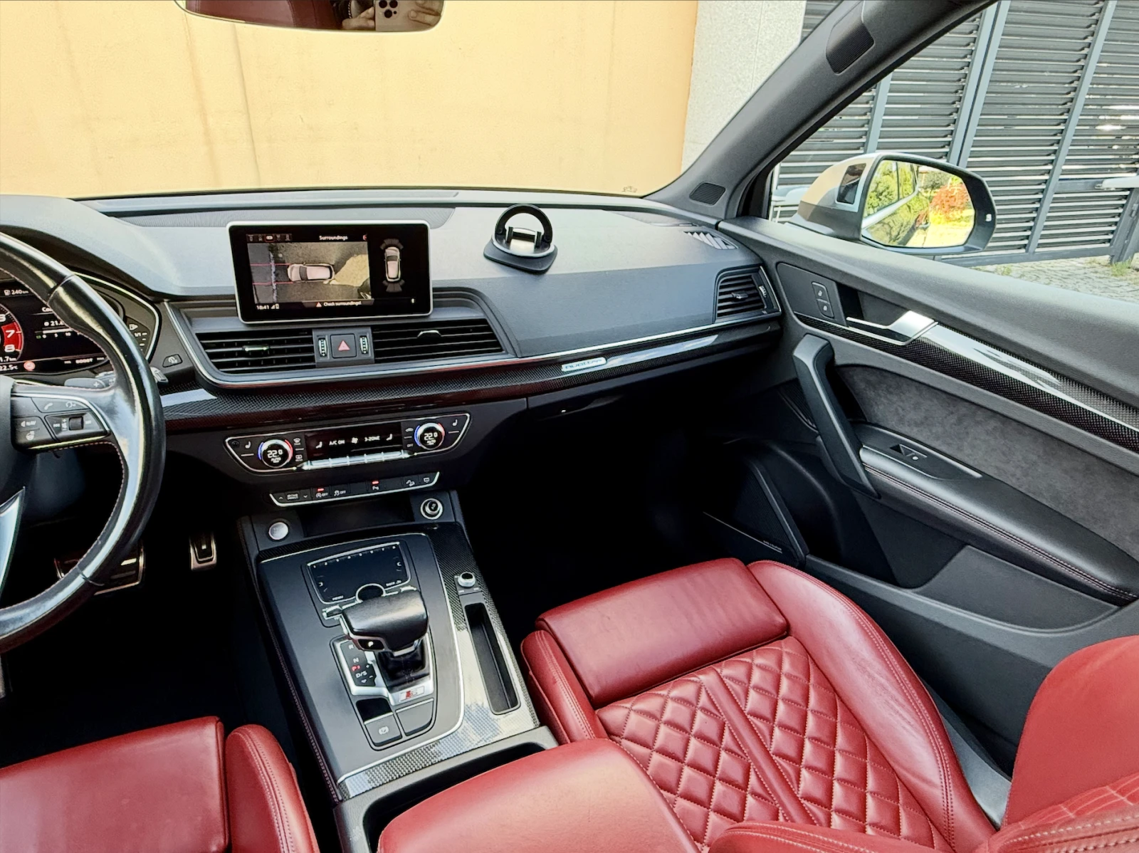 Audi SQ5 3.0 TFSI/360/Head-up/3D B&O/Панорама/Дигитално, снимка 7 - Автомобили и джипове - 54943281