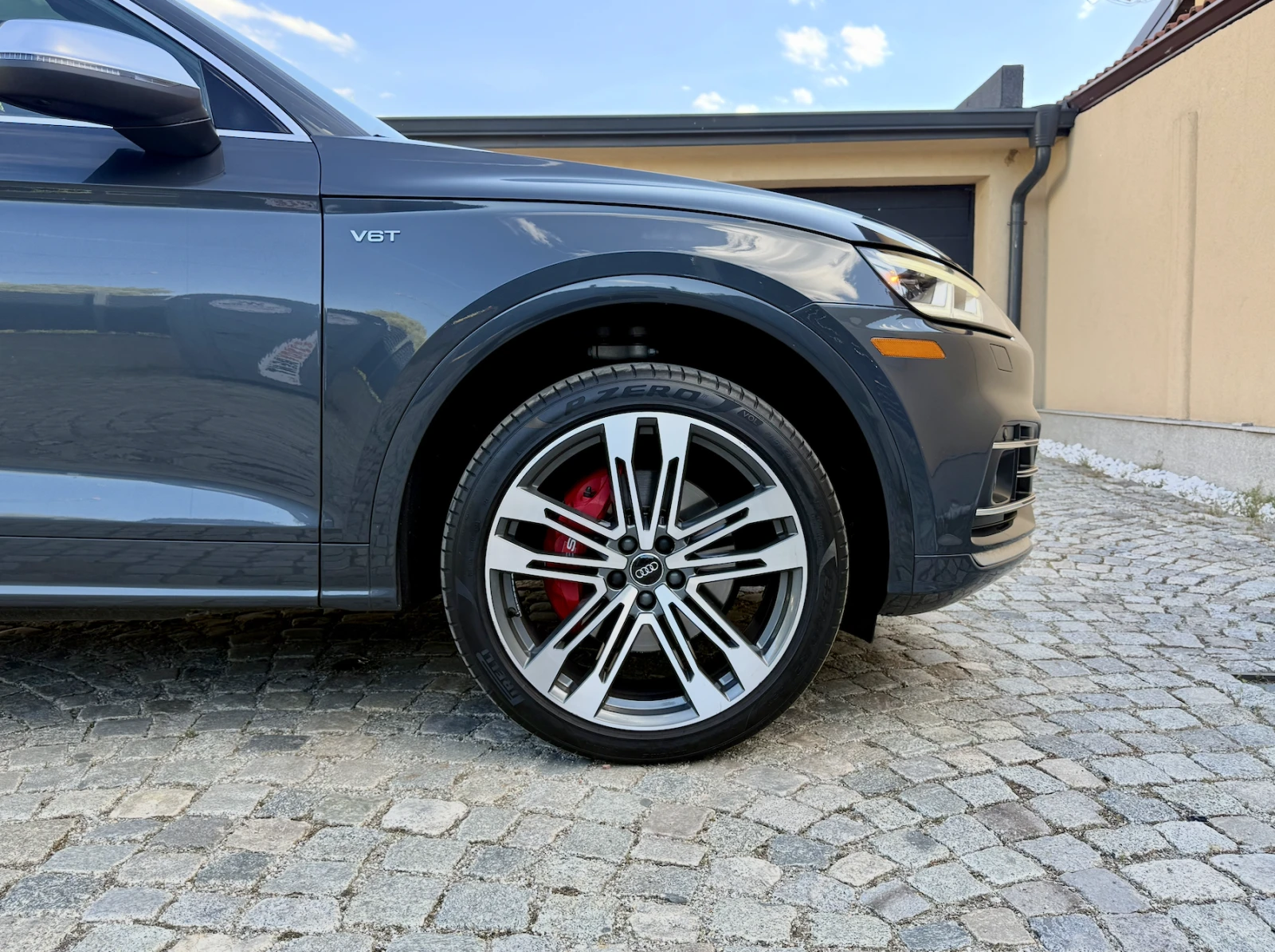 Audi SQ5 3.0 TFSI/360/Head-up/3D B&O/Панорама/Дигитално, снимка 15 - Автомобили и джипове - 54943281