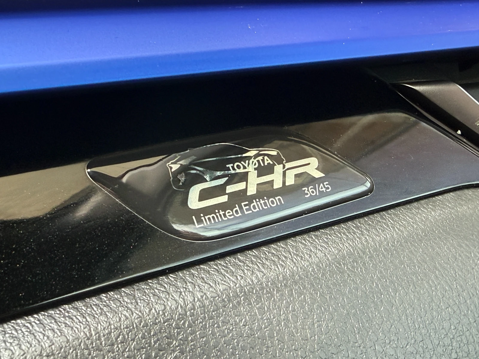 Toyota C-HR 6 МЕСЕЦА ГАРАНЦИЯ/1.8 Hybrid 122к.с. Всички Екстри, снимка 13 - Автомобили и джипове - 55046085