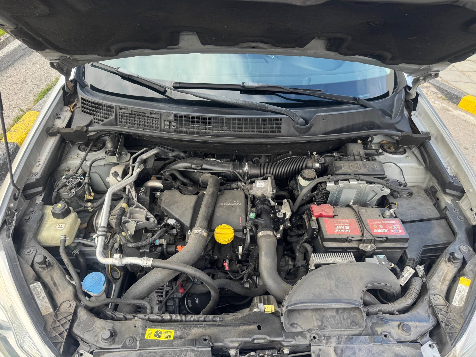 Nissan Qashqai, снимка 15 - Автомобили и джипове - 55306258