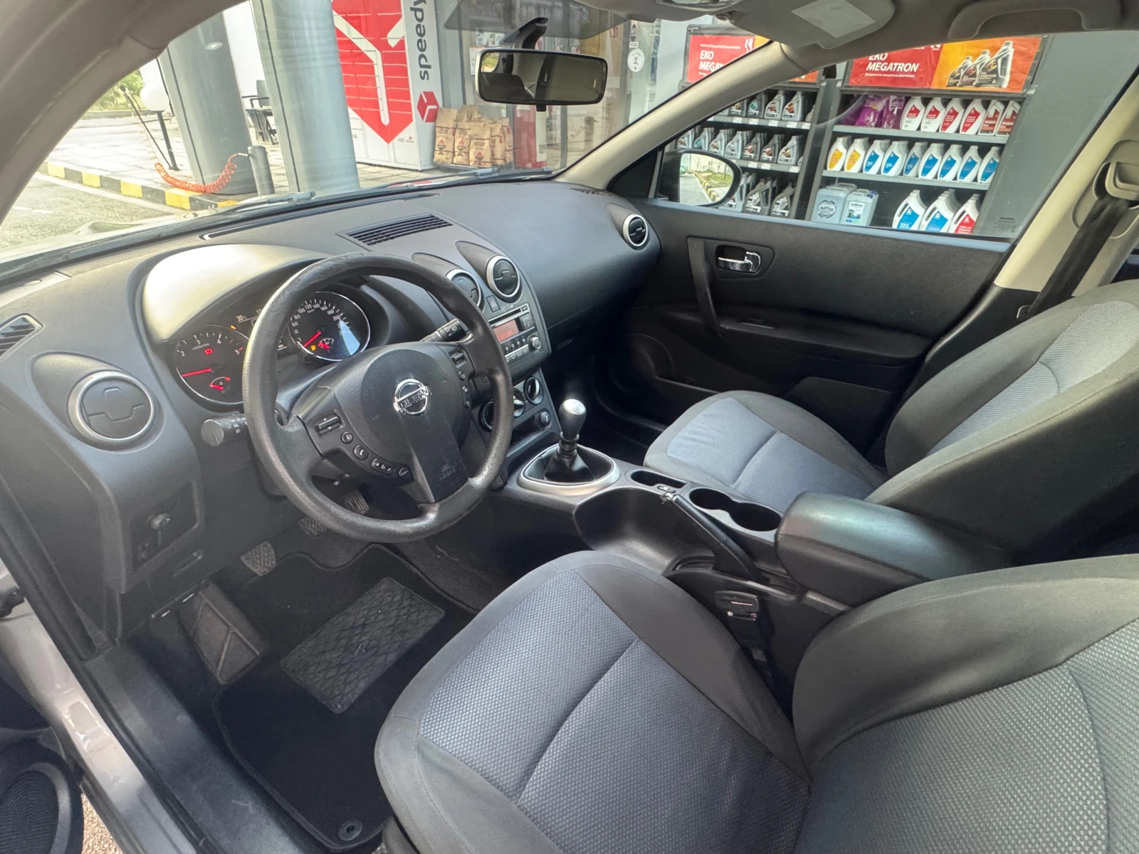 Nissan Qashqai, снимка 13 - Автомобили и джипове - 55306258