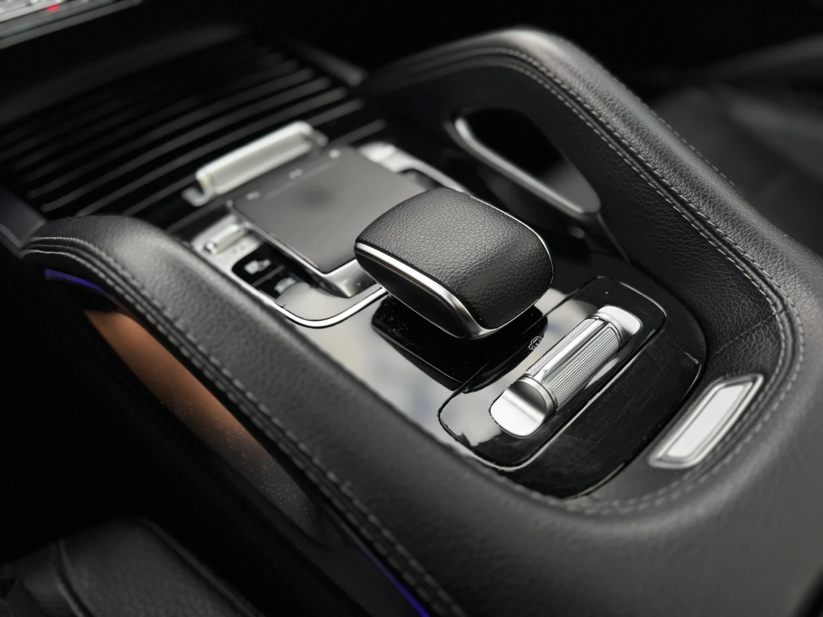 Mercedes-Benz GLE 400 AMG premium , снимка 16 - Автомобили и джипове - 55679044