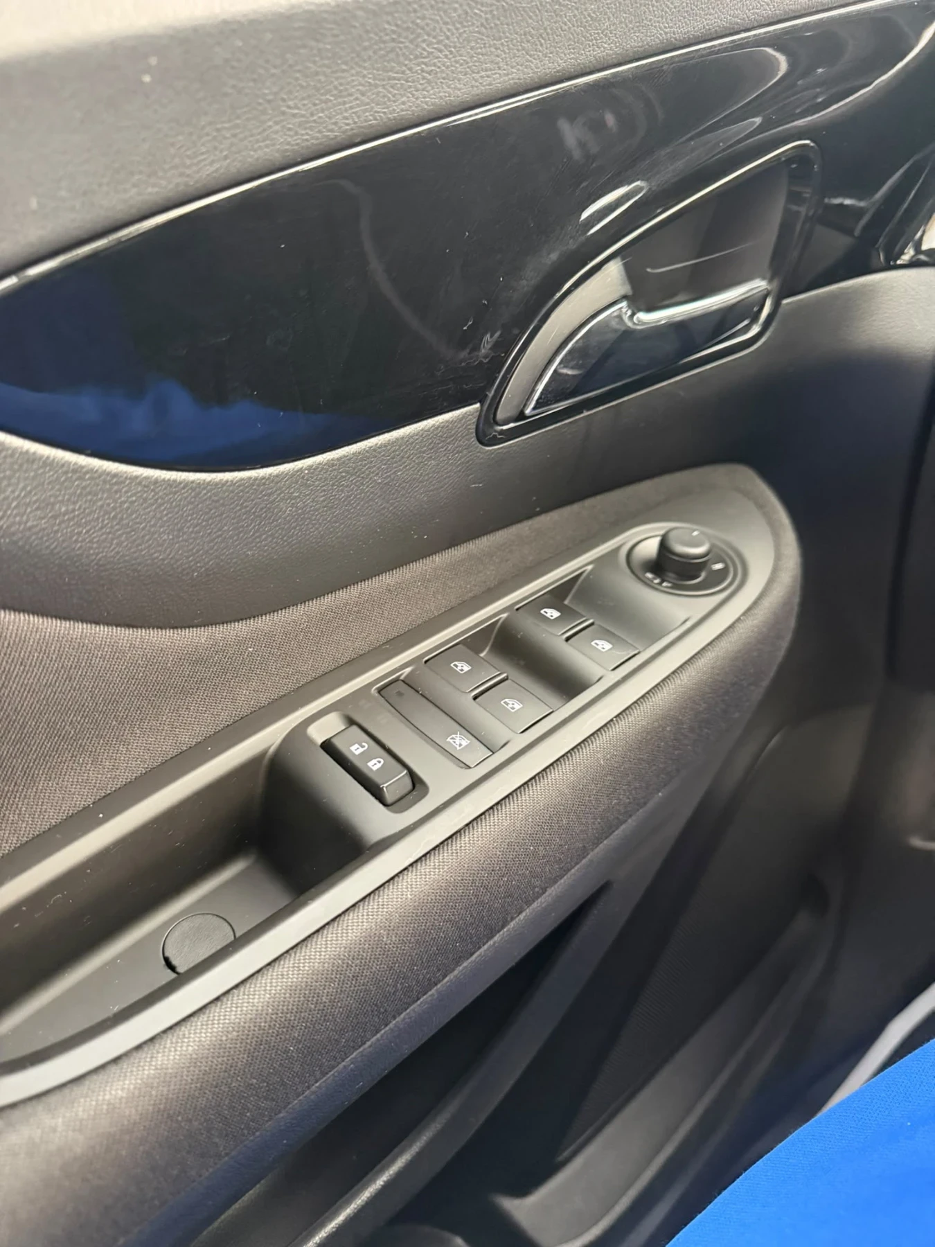 Opel Mokka, снимка 12 - Автомобили и джипове - 56646978