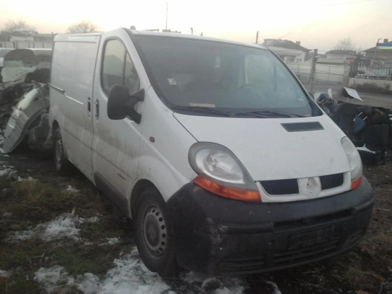 Renault Trafic 1.9dci/на части, снимка 2 - Бусове и автобуси - 6723667