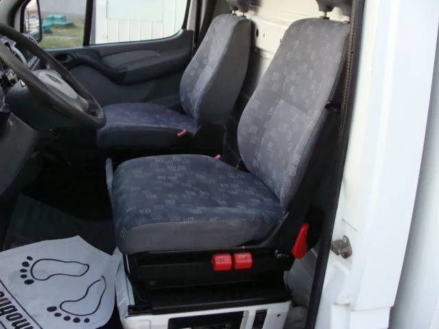 Mercedes-Benz Sprinter 311 ХЛАДИЛЕН, снимка 9 - Бусове и автобуси - 48597584