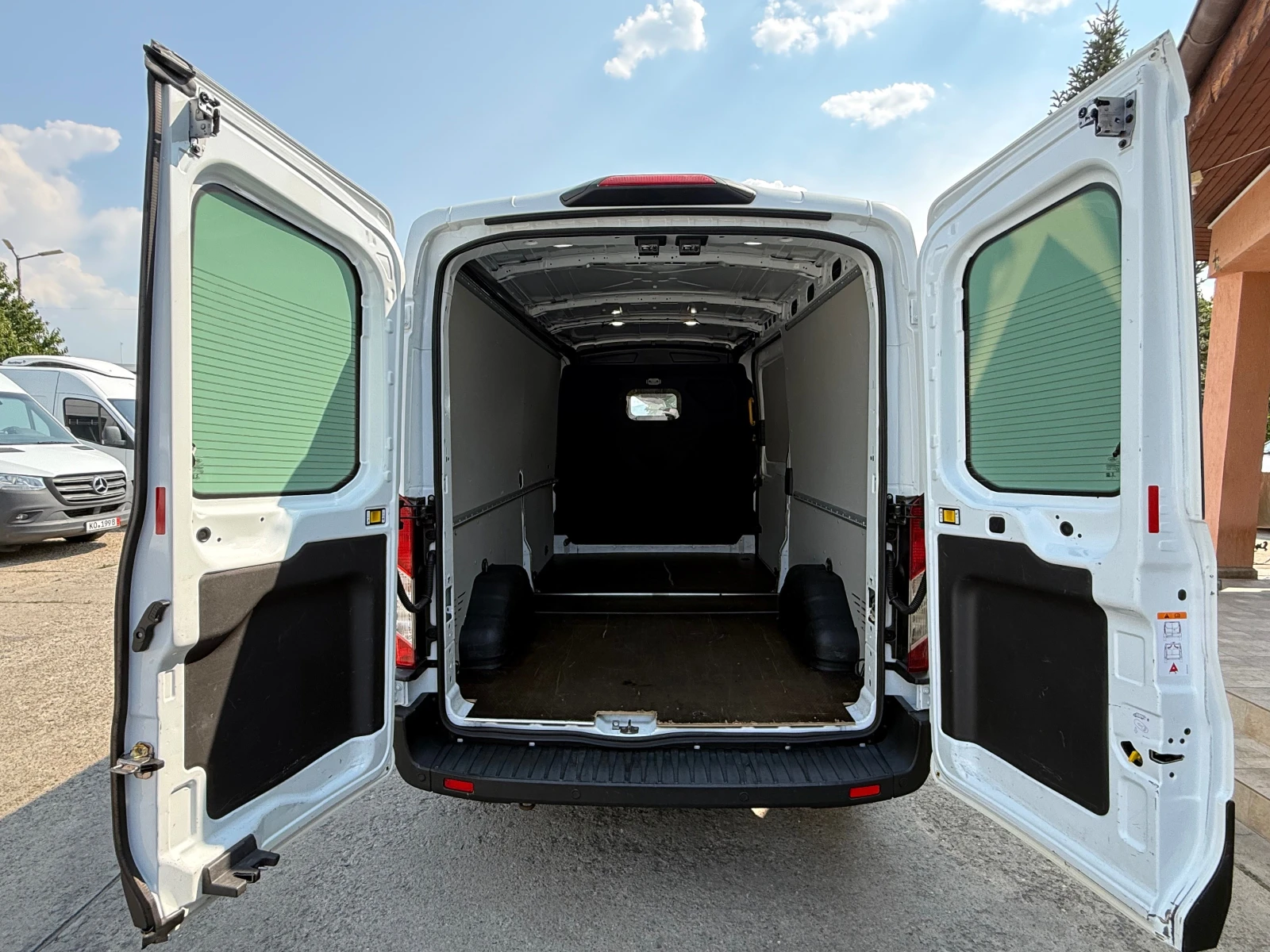 Ford Transit LED, EURO6, 170кс, FULL, снимка 6 - Бусове и автобуси - 55770826