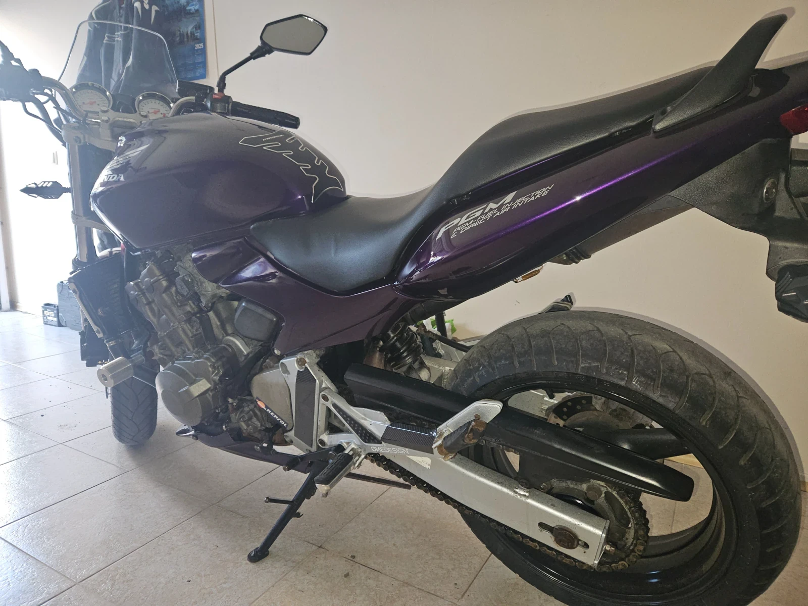 Honda Hornet 600, снимка 5 - Мотоциклети и мототехника - 54370253