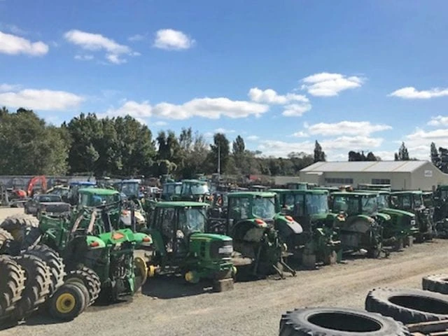 Трактор John Deere НА ЧАСТИ 3200,3400,3215,3415,3220,3420, снимка 13 - Селскостопанска техника - 41335854