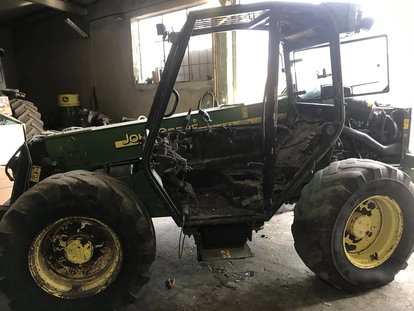 Трактор John Deere НА ЧАСТИ 3200,3400,3215,3415,3220,3420 - изображение 6