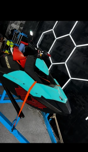 ����� �� �������� �� ���� Bombardier Sea Doo Spark Trixx