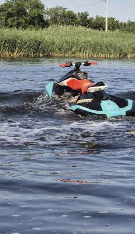 ����� �� �������� �� ���� Bombardier Sea Doo Spark Trixx
