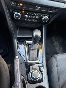 Mazda 3 1.5D, HEAD-UP, КАМЕРА, ПОДГРЕВ, BOSE , снимка 14
