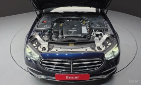 Mercedes-Benz E 350 4MATIC* BURMESTER* ОБДУХВАНЕ* ДИСТРОНИК* ХЕДЪП* , снимка 17