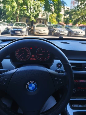 BMW 318 Touring, снимка 2
