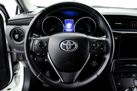 Toyota Auris 1.8i Hybrid 48000Km., снимка 14