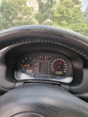 VW Bora V5 | Mobile.bg    10