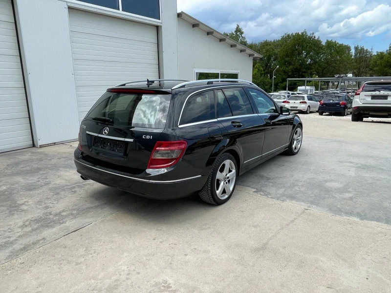 Mercedes-Benz C 220 2.2cdi * AMG* NAVI* UNIKAT* , снимка 13 - Автомобили и джипове - 35264702