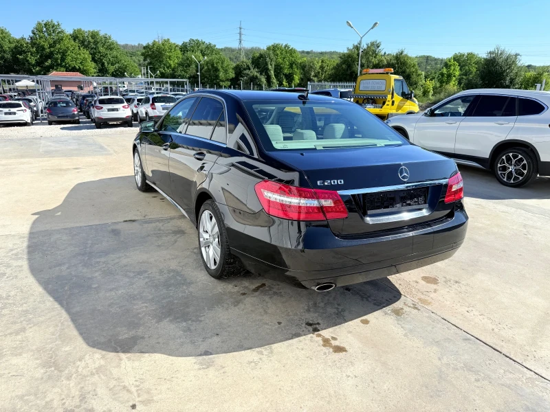 Mercedes-Benz E 200 2.0i * Nova* UNIKAT* , снимка 5 - Автомобили и джипове - 43420345