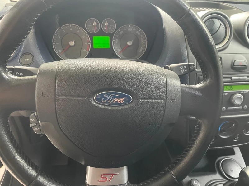 Ford Fiesta 2.0 ST, снимка 9 - Автомобили и джипове - 47433983