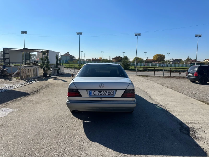 Mercedes-Benz 124 TOP , снимка 4 - Автомобили и джипове - 48201275