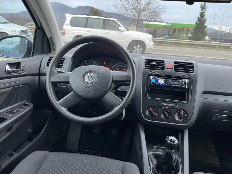 VW Golf 1.6I 102кс КЛИМАТИК , снимка 12 - Автомобили и джипове - 48591507